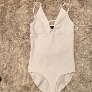 White Leo tank